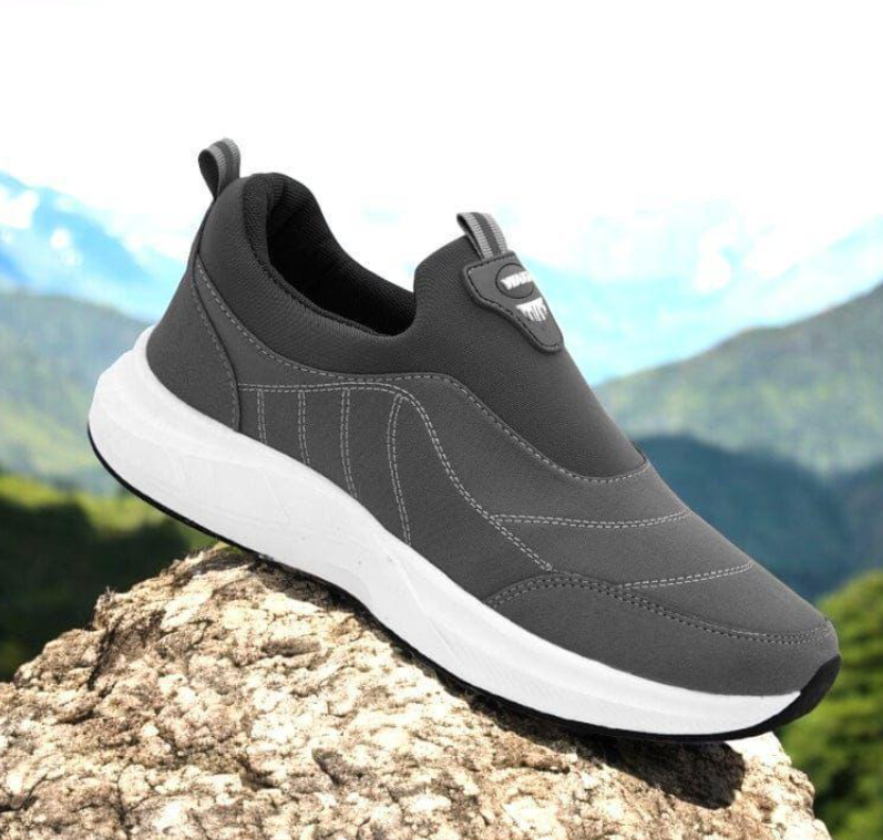 Men's Grey Casual Skechers Sneakers Size 7-12